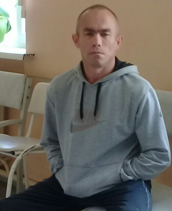  37293636  , 52 ,    