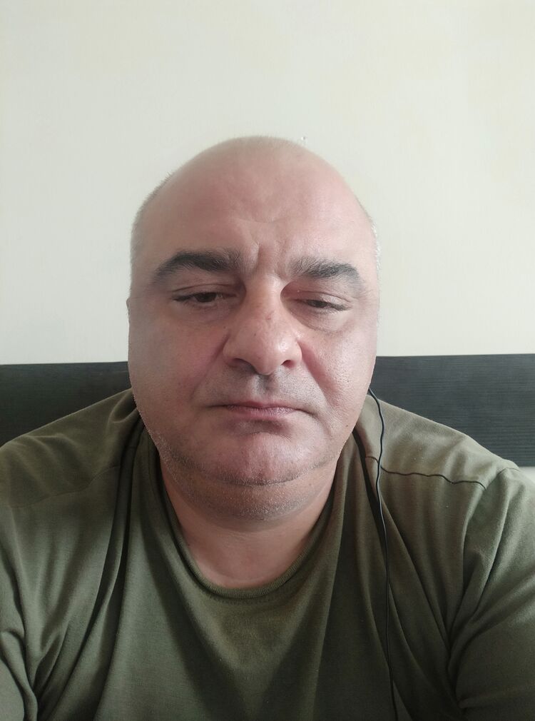  32636256  Rezo, 48 ,    