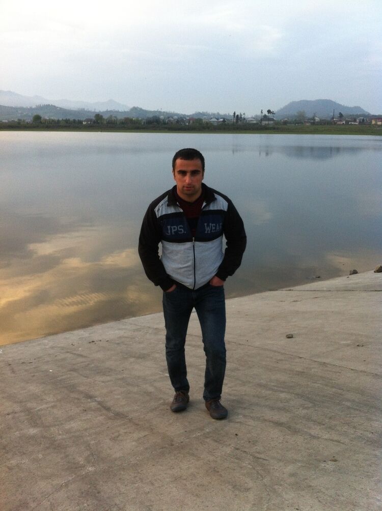  ,   Emin, 37 ,   