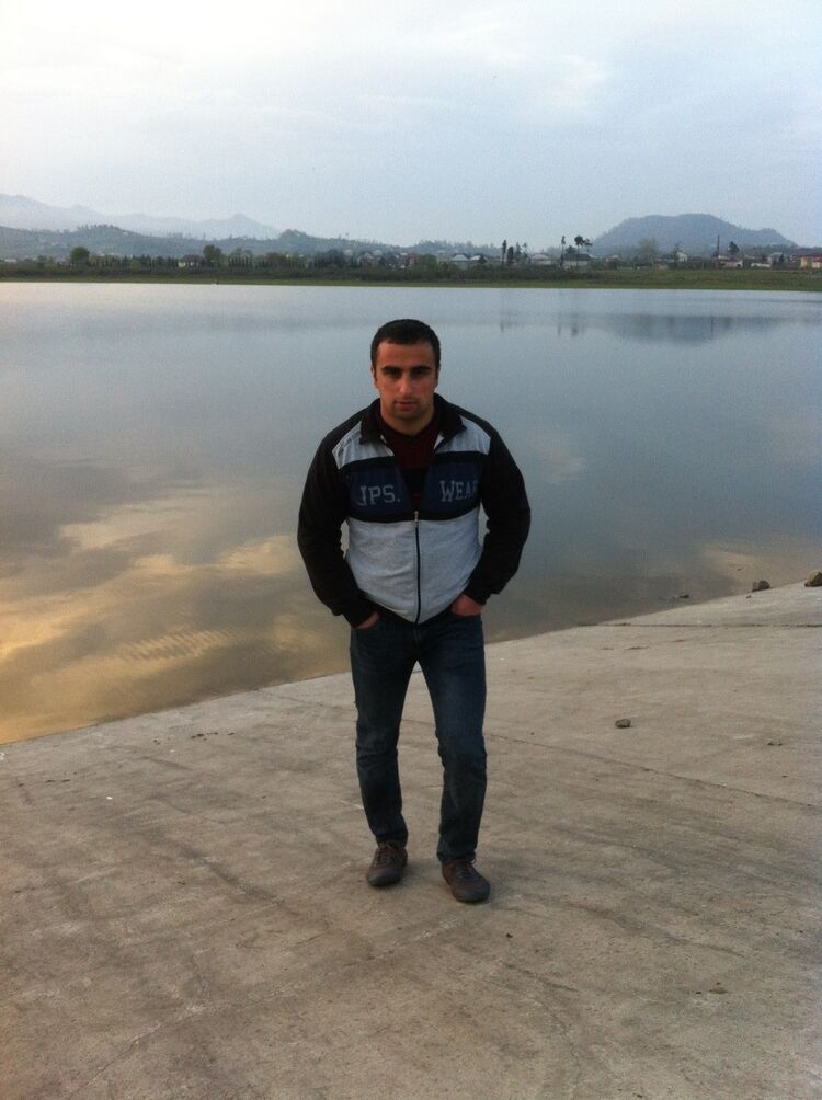  ,   Emin, 36 ,   