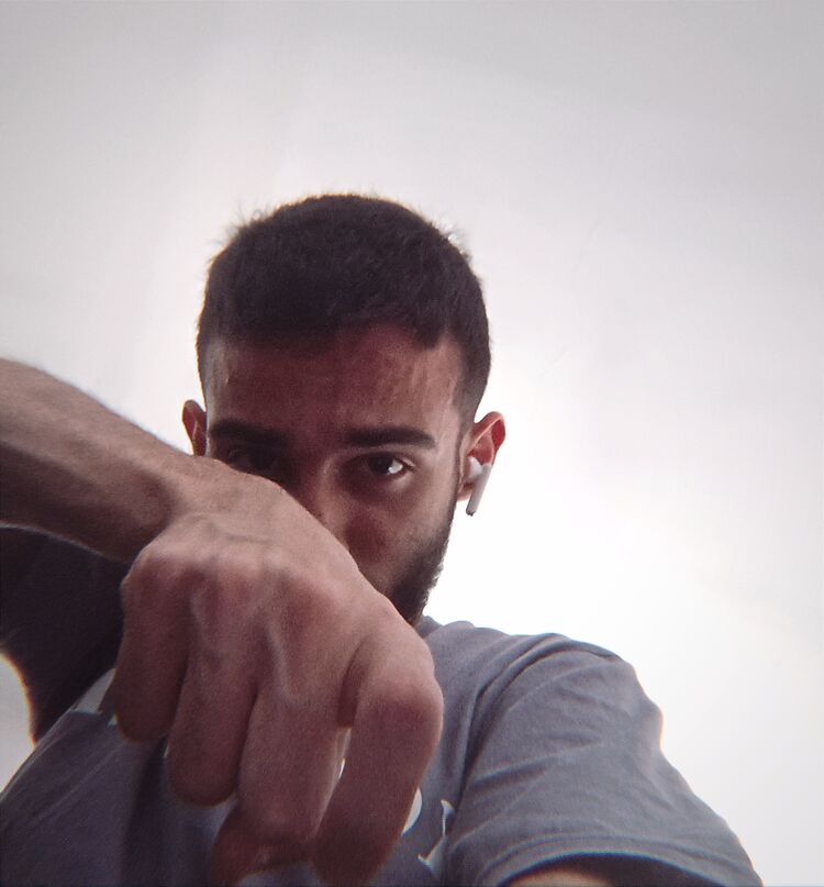  44589086  Sajad, 23 ,    -