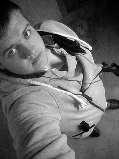  ,   Artem, 30 ,   