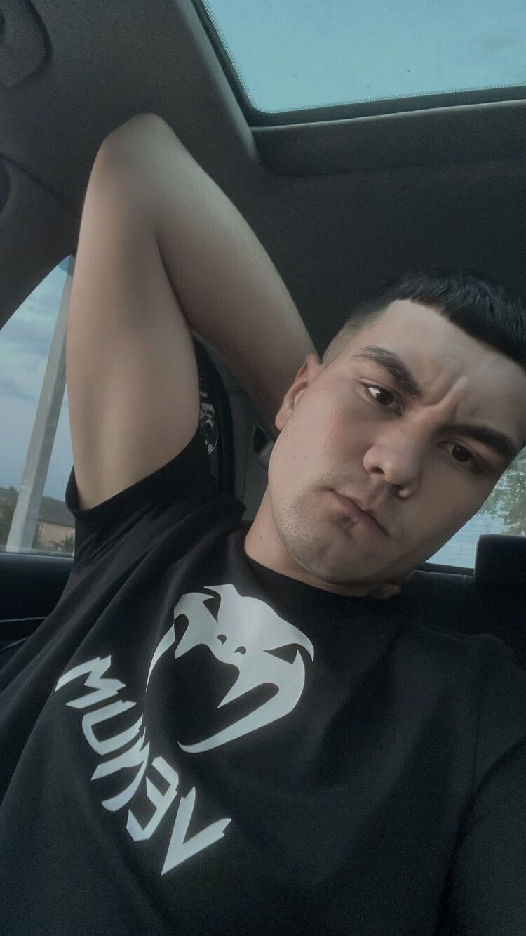  54475176  Vlad, 21 ,    