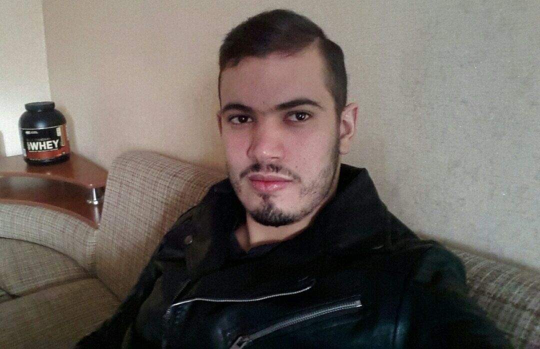 ,   Kristof, 33 ,   ,   , c 