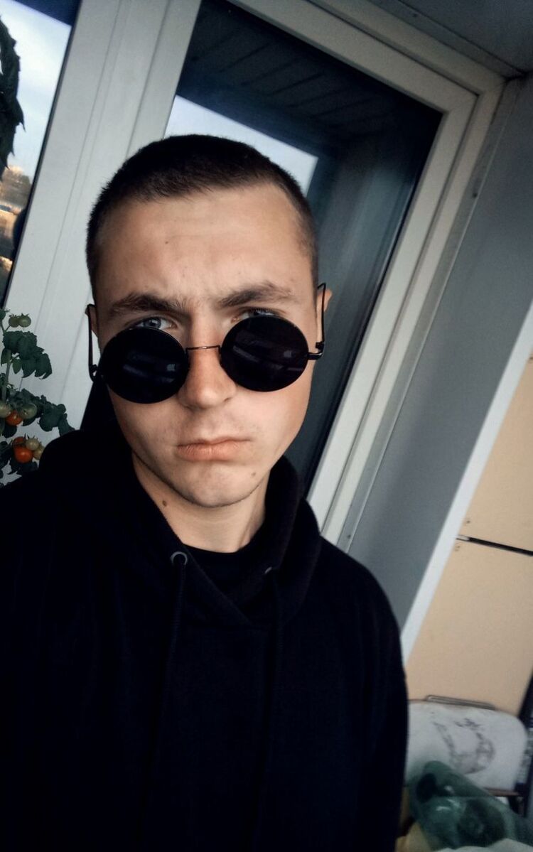 ���� 42304676 ����� ������, 22 ����, ���� ���������� � �����-����������