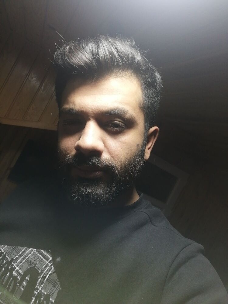  53029806  Cihan, 29 ,    Palais-Bourbon