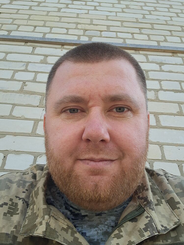  42836886  , 32 ,    