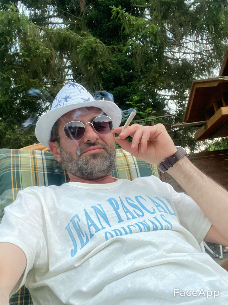  Bonn,   , 40 ,     , c 