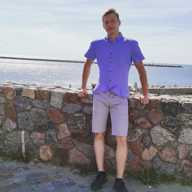  ,   Igor, 24 ,   ,   , 