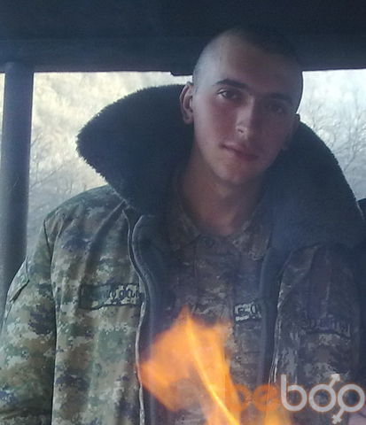  ,   Hayk, 32 ,   