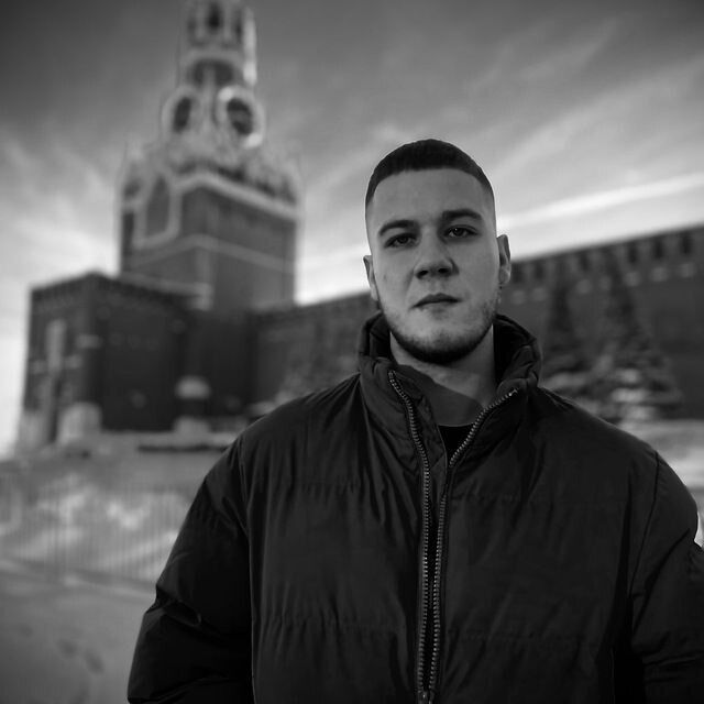  ,   Aleeks, 24 ,   ,   