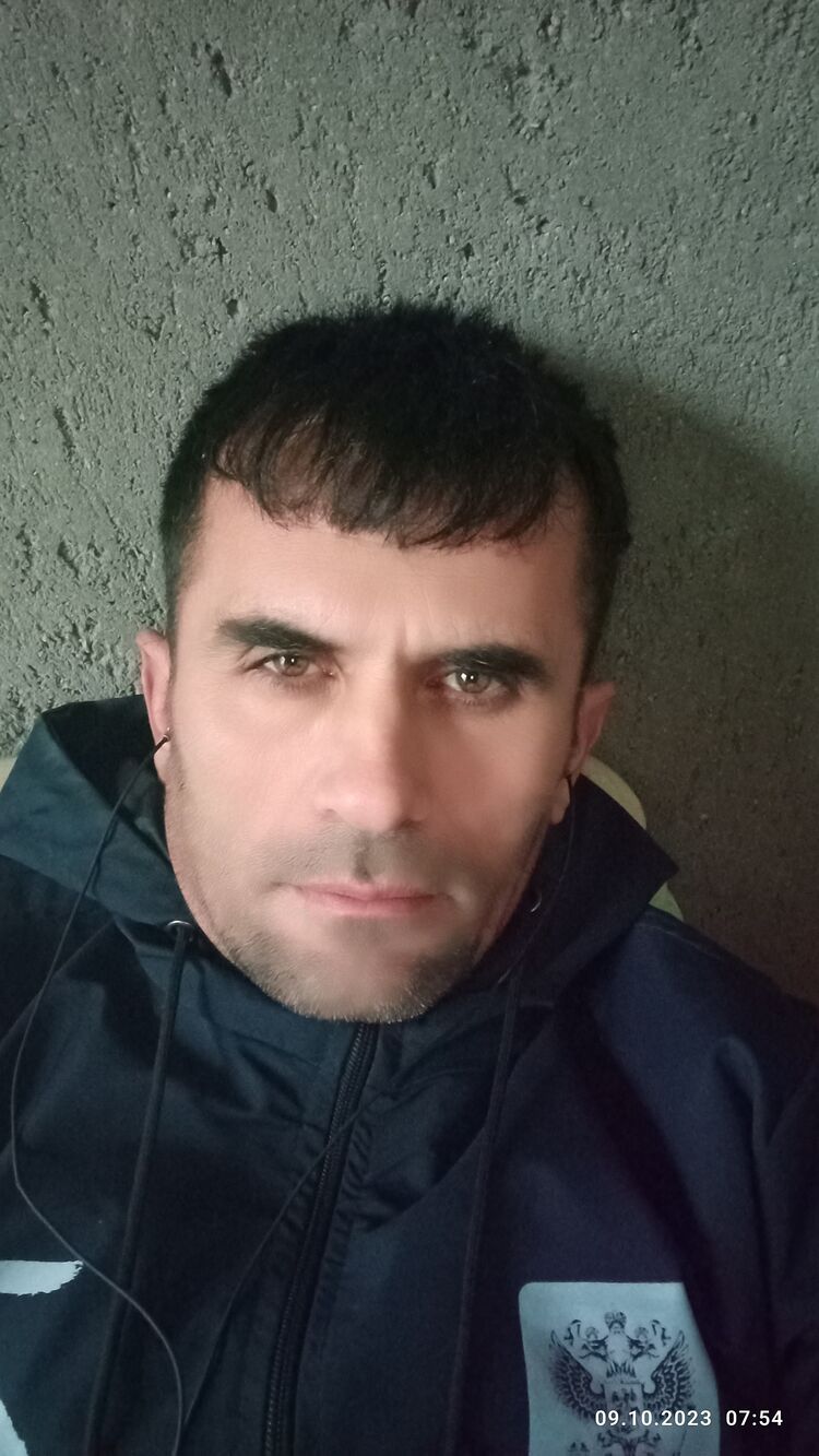  49515676  , 27 ,    