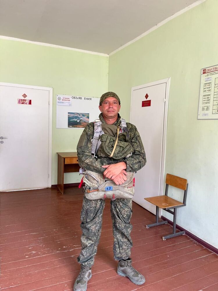 ���� 56215386 ������� ˸��, 42 ����, ���� ���������� � ������ ���������