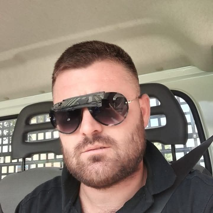  53308286  Vadim, 42 ,    Azor