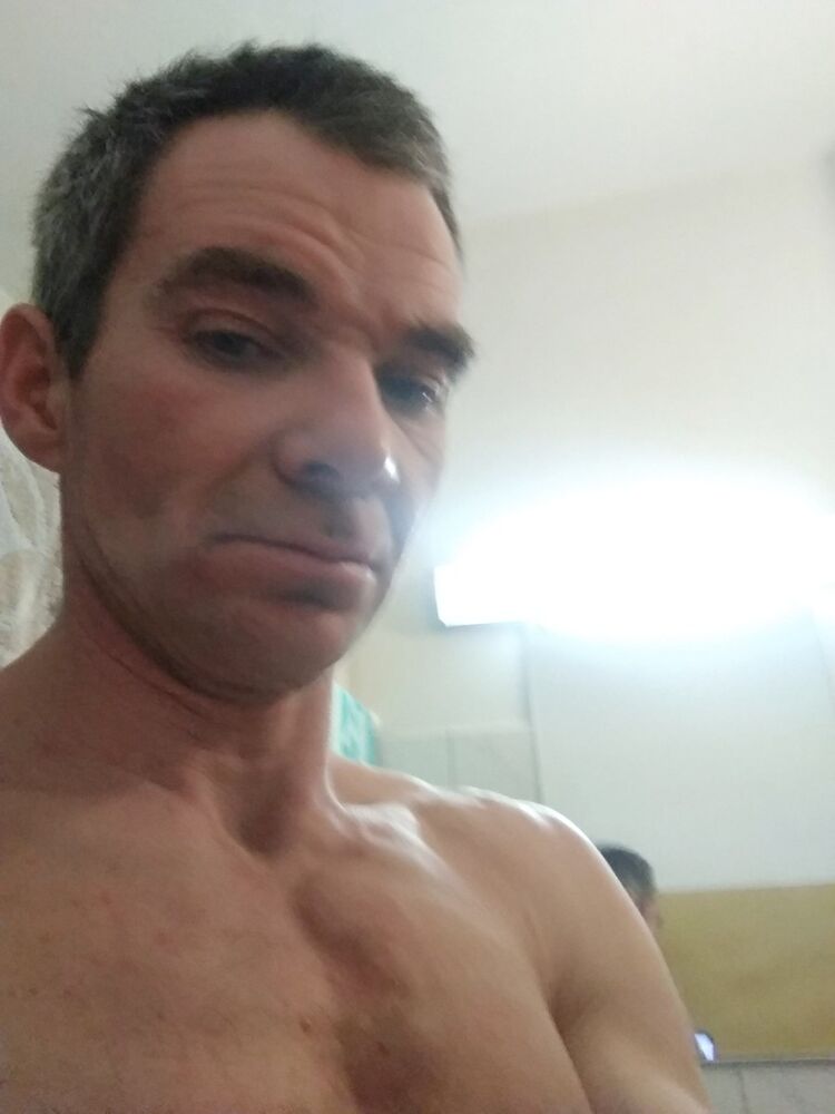  ,   Robert, 48 ,   