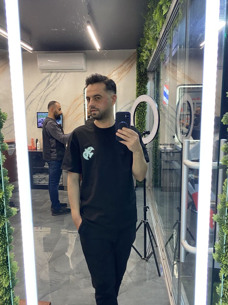  Alanya,   Burak, 32 ,   ,   