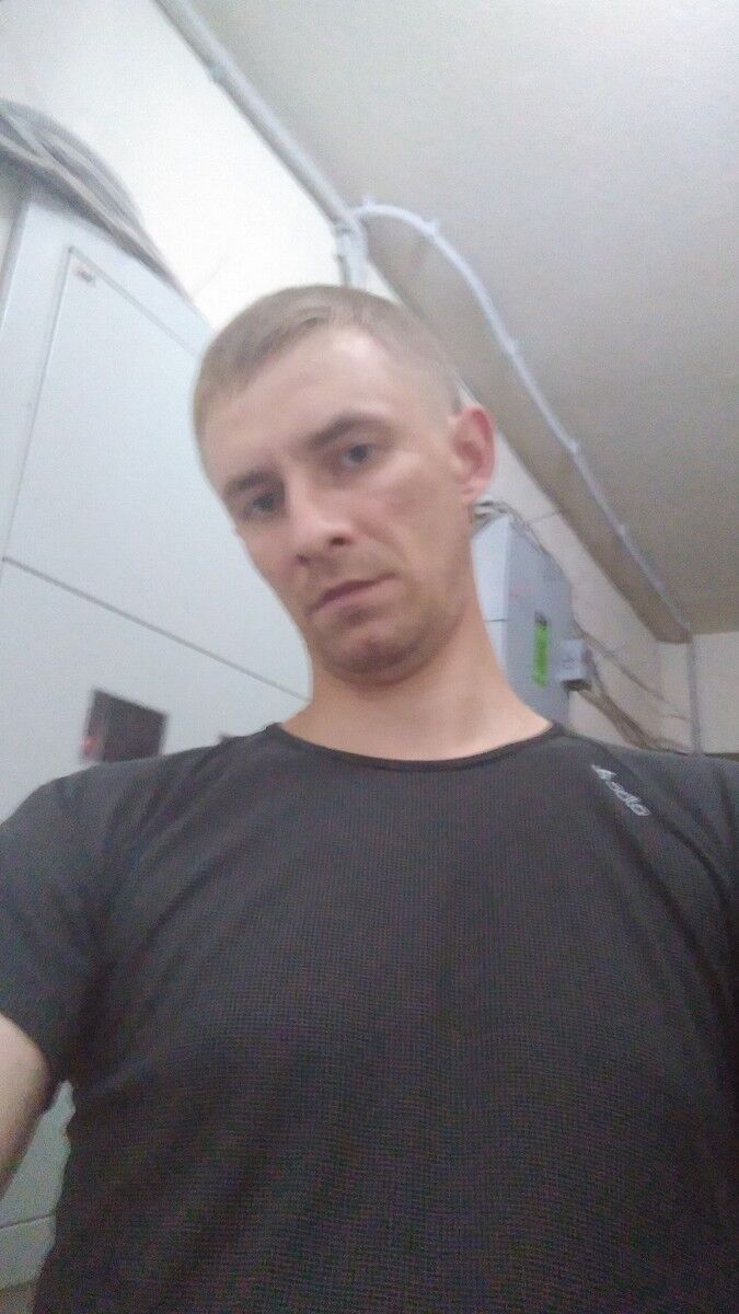  ,   Alex, 37 ,   ,   , c 