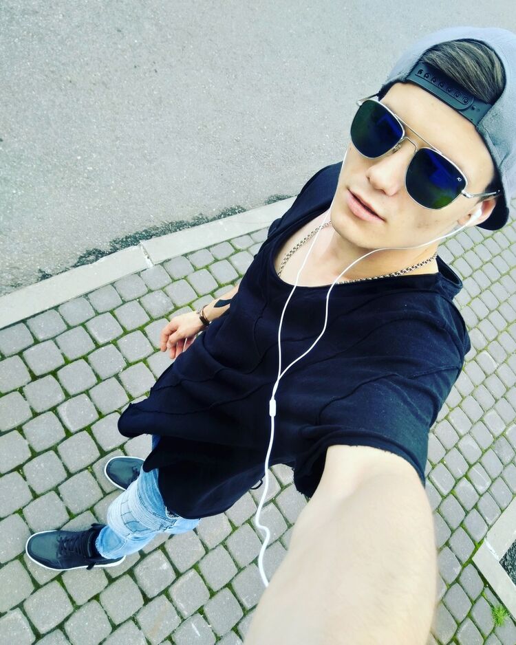  -,   , 29 ,   