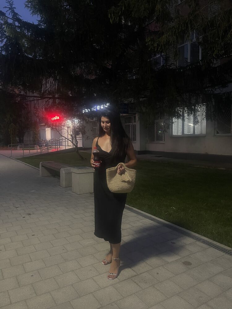  ,   Liudmila, 43 ,   ,   