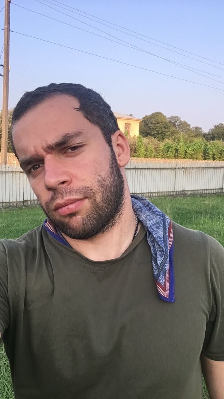 38948856  , 31 ,    