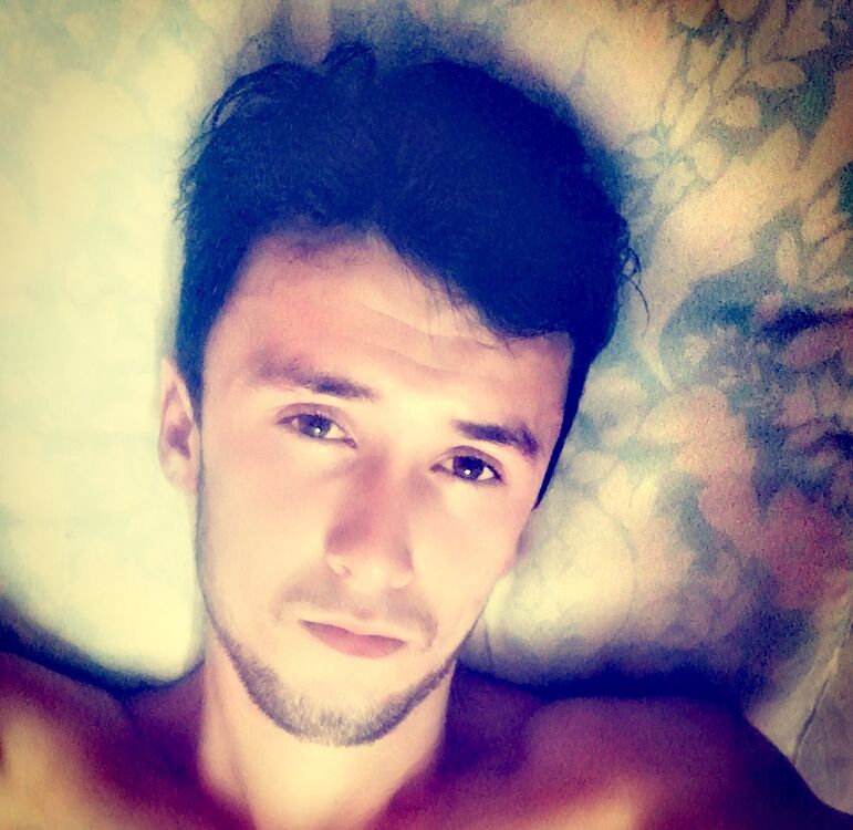  18221026  Aleksandr, 34 ,    