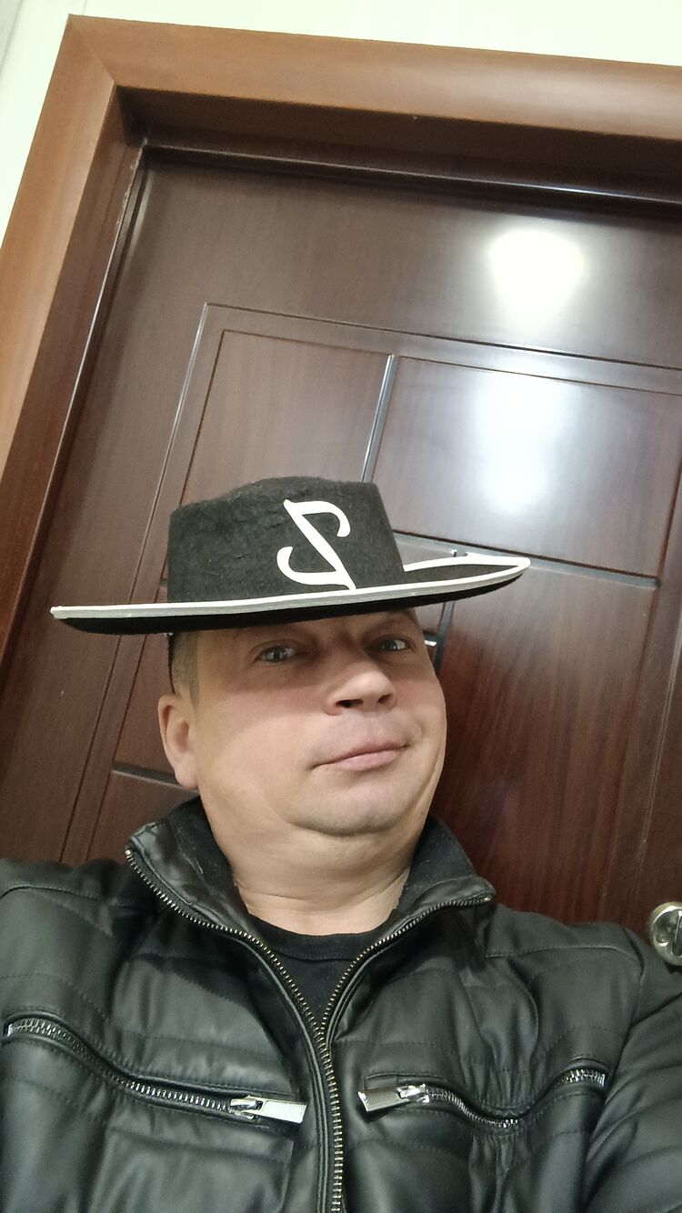  41272926  , 45 ,    