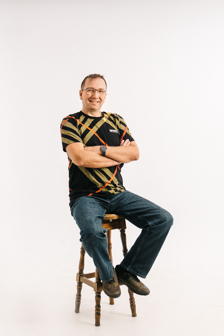  ,   Vlad, 39 ,   ,   , c 