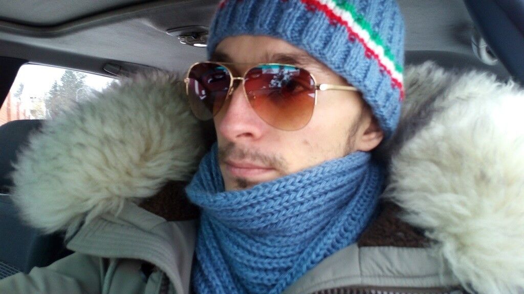 10638216  Romanteg, 39 ,    