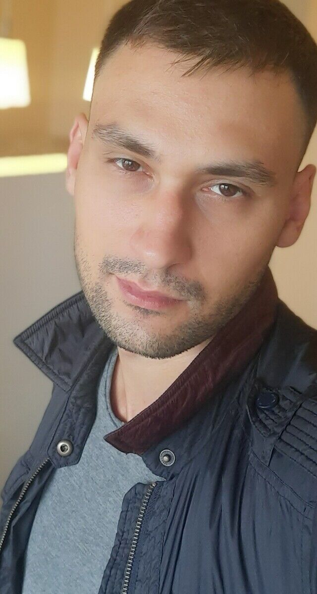  20739586  , 34 ,    