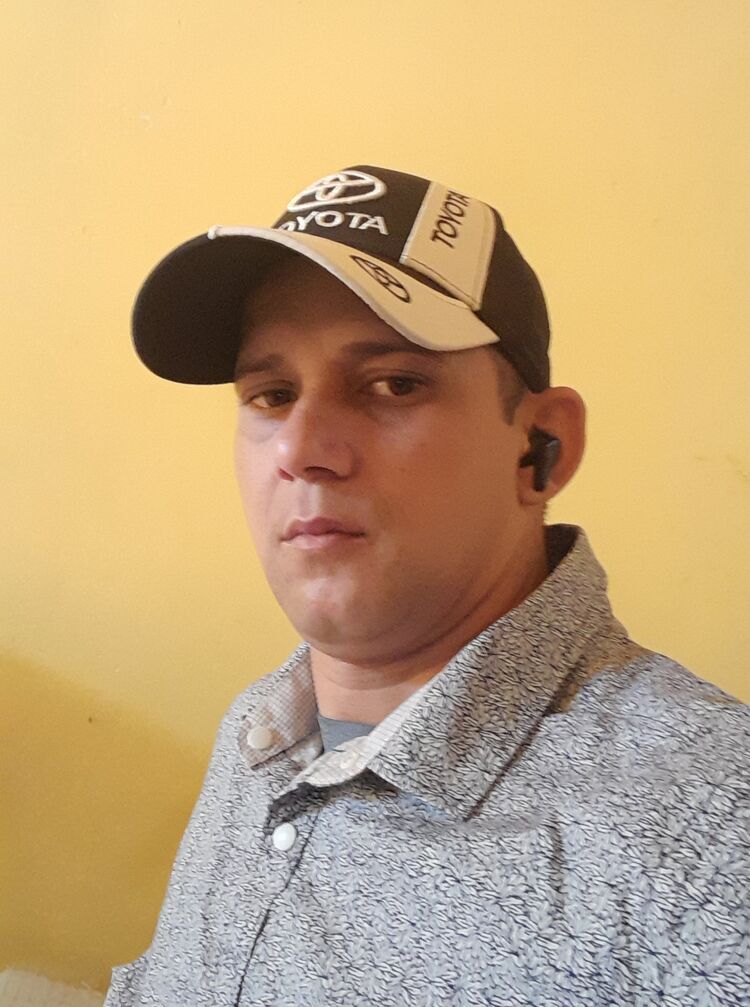  45047406  Lesmany, 36 ,    