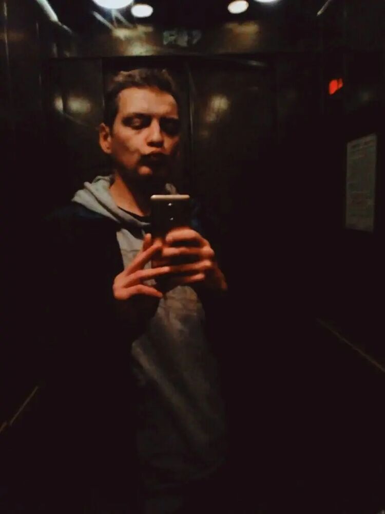  32741726  Dmitry, 33 ,    