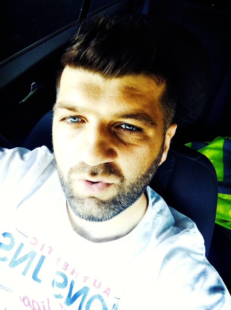  47775216  Miro, 36 ,    