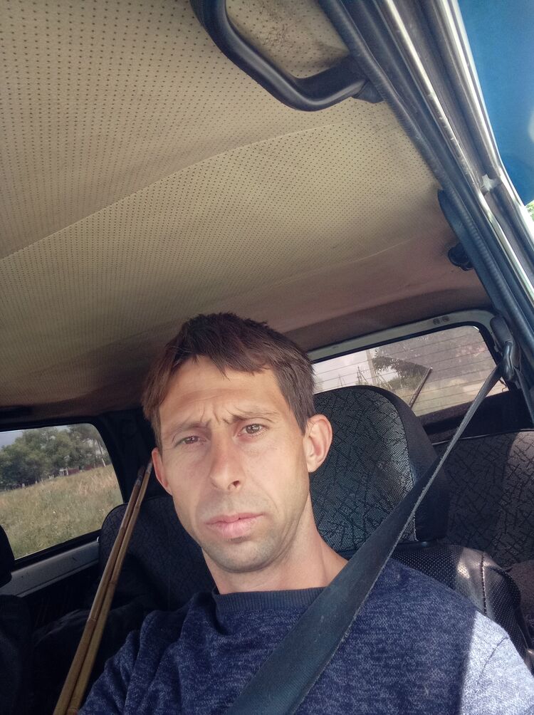 31933826  , 37 ,    