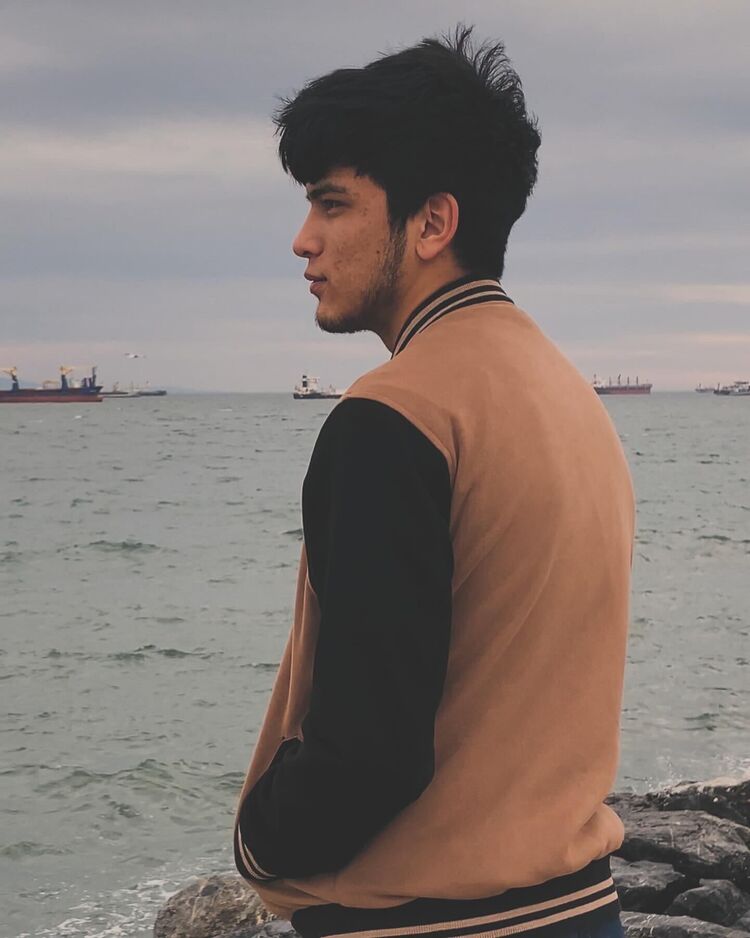  ,   Shaxriyor, 19 ,   ,   