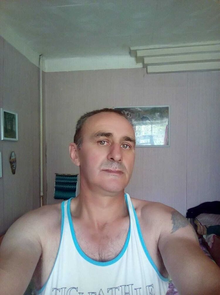  41261386  , 52 ,    