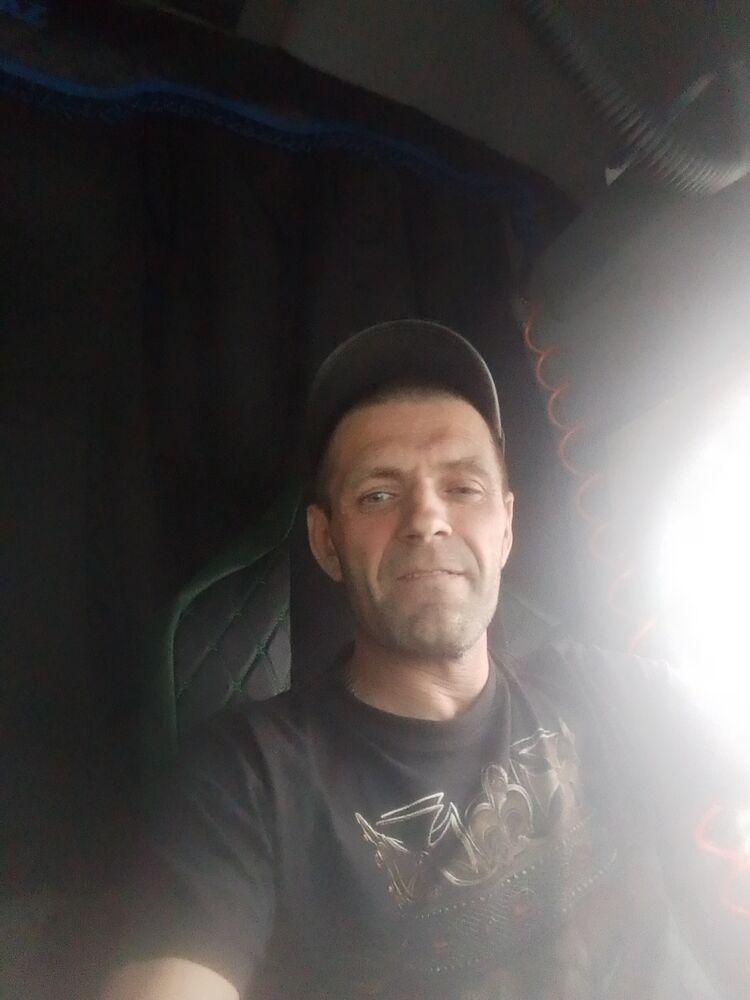  52197446  , 46 ,    -