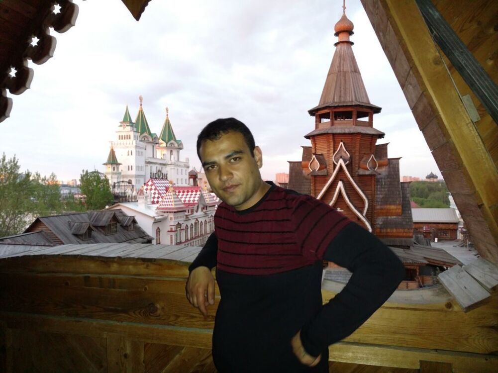  ,   Artur, 34 ,   