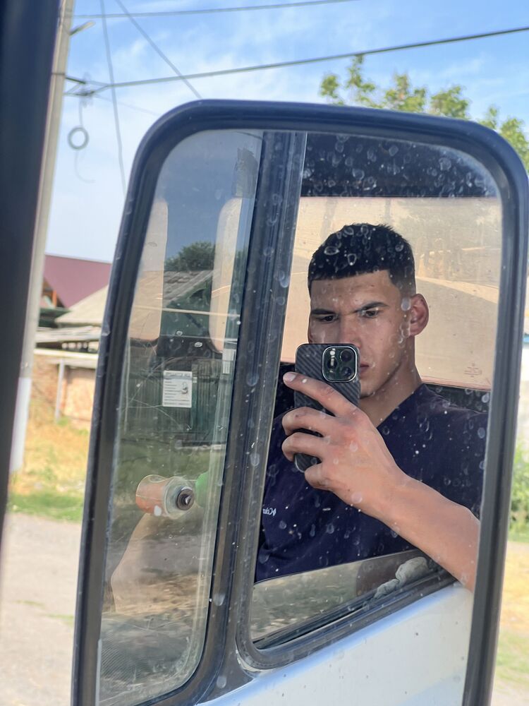 52657636  , 25 ,    