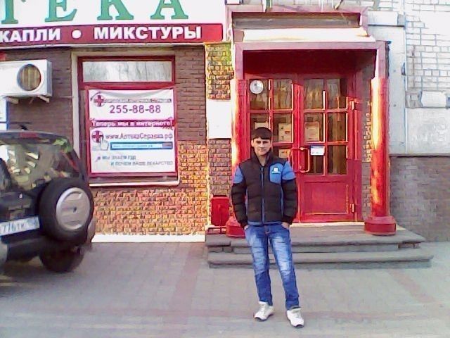  8100126  Maksim, 33 ,     