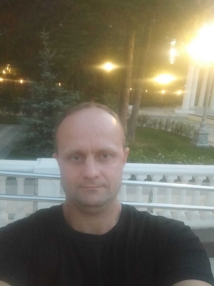  20904266  Aleksej, 43 ,    