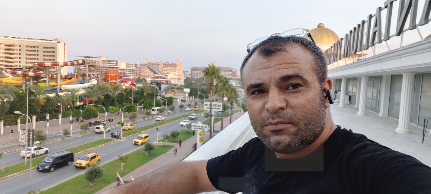  ,   Mehmet, 39 ,   ,   