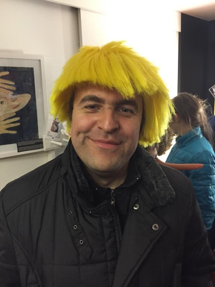  -,   Eduardo, 50 ,   ,   , c 