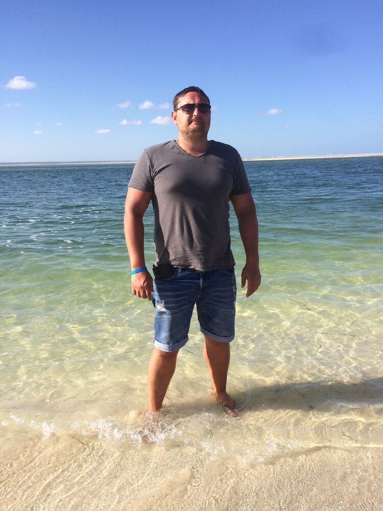 ���� 9389846 ������� �������, 40 ���, ���� ���������� � ����������