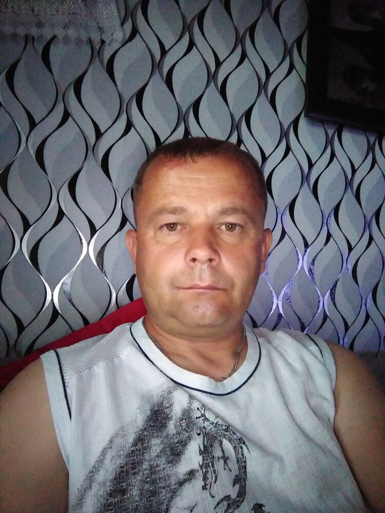 26976166  Leonid, 47 ,    