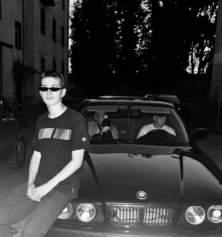  46016396  EGOR, 23 ,    