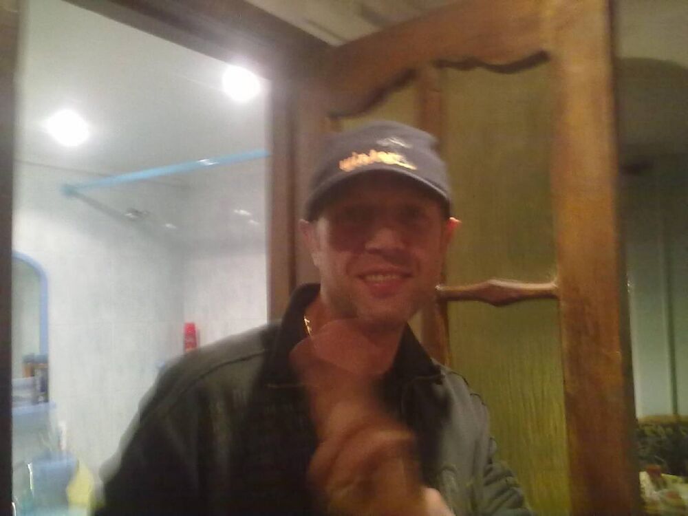  54687636  Evghenii, 48 ,    