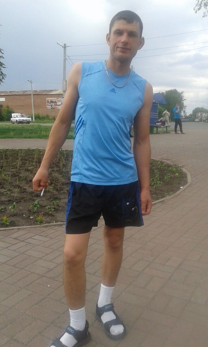  8002506  Vitali, 41 ,    