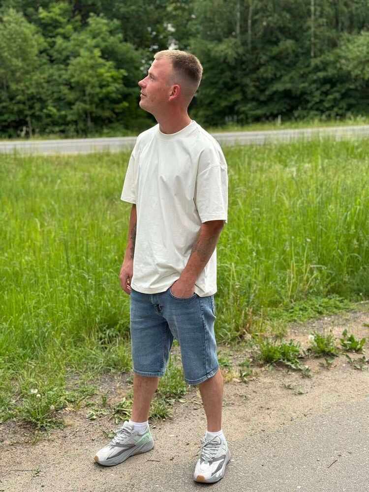  44577076  , 26 ,    
