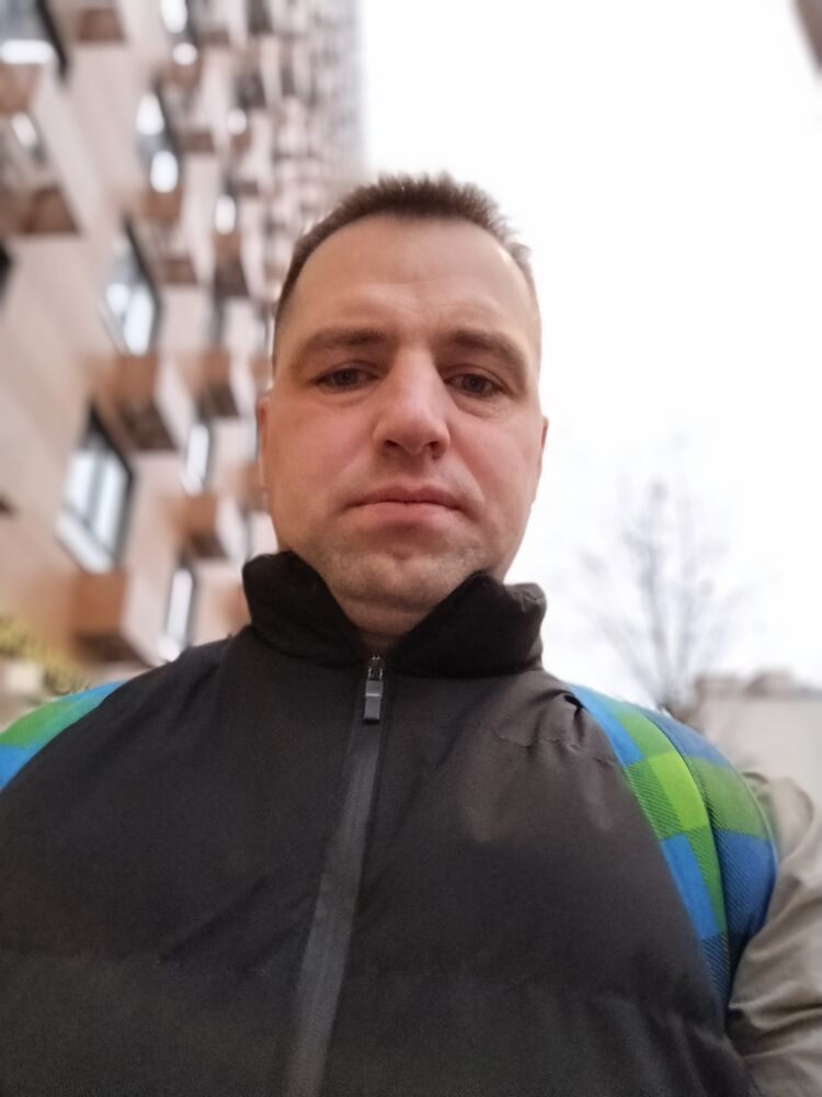  ,   Dima, 44 ,   ,   , c , 