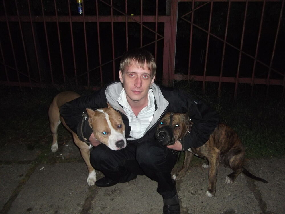  18983716  Kirill, 39 ,    